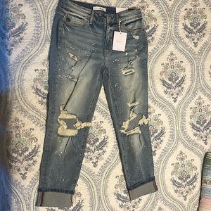 KanCan High Rise Ripped Boyfriend/Mom Jean size 11 (29)